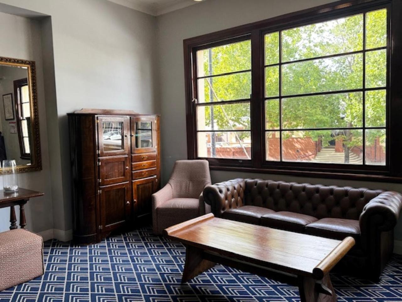 The Hampden Suites Wagga Wagga Exterior photo